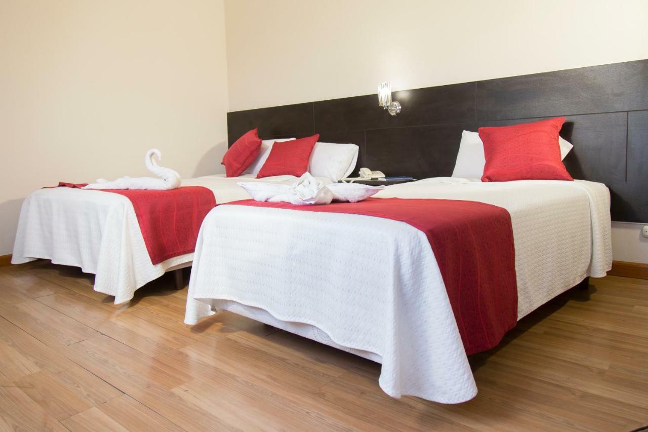 Hotel Versailles Амбато Екстер'єр фото